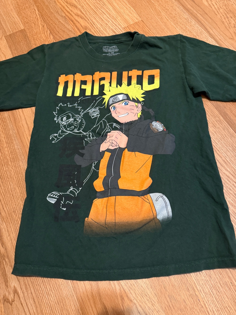 Naruto anima graphic tee